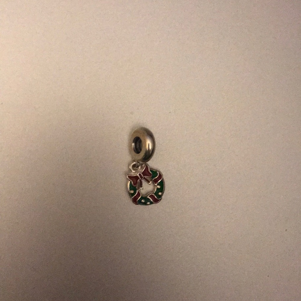 PANDORA BRACELET- CHRISTMAS WREATH CHARM